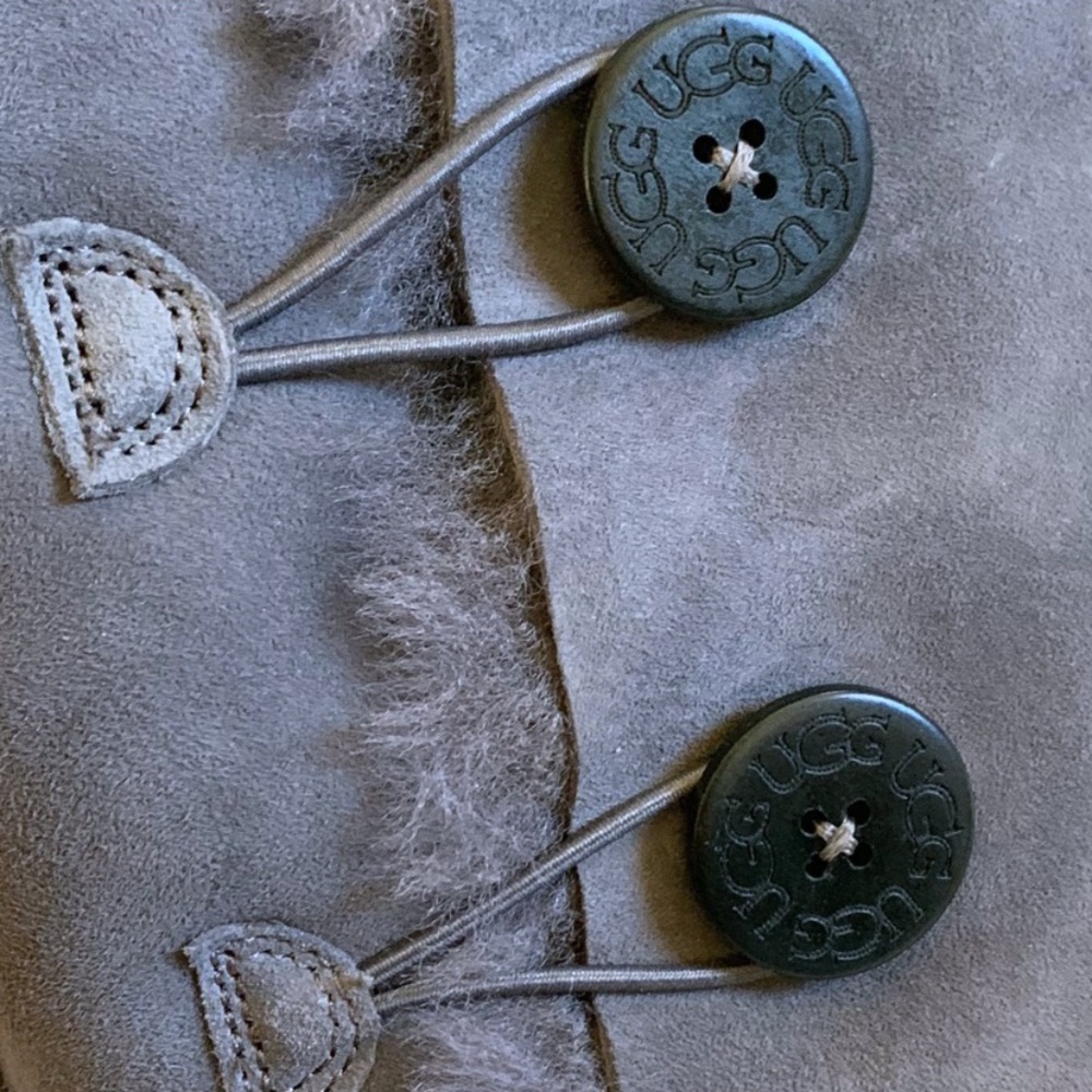UGG Grey Bailey Button Triplet II Boots - Picture 4 of 7